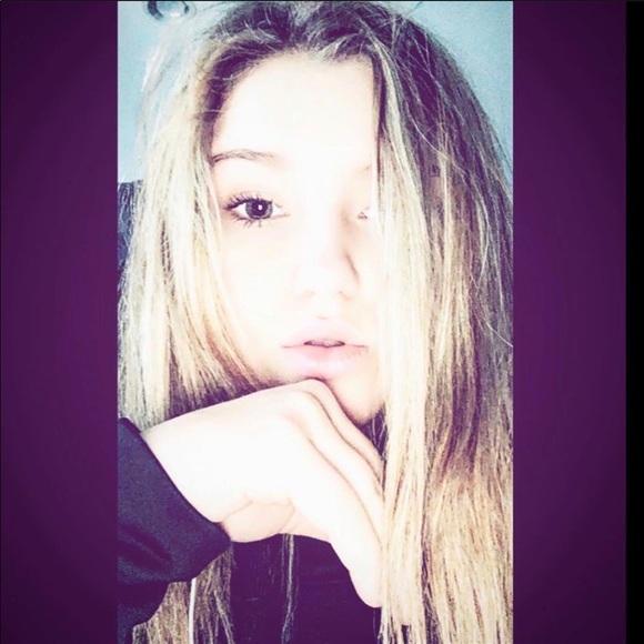 Meet your Posher, Riley - Picture 3 of 3